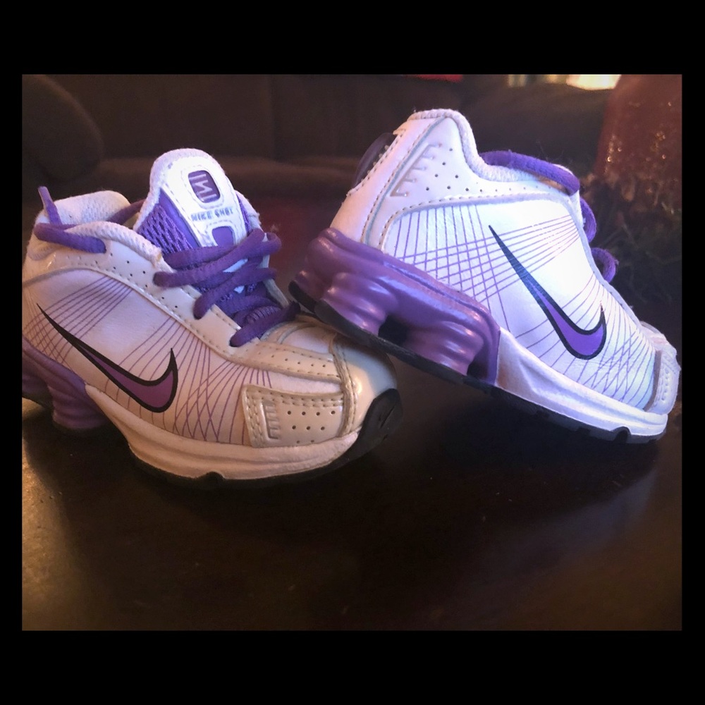 toddler size 5 Nike shox